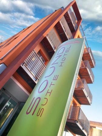 ריצ'יונה Sound Suite Hotel מראה חיצוני תמונה