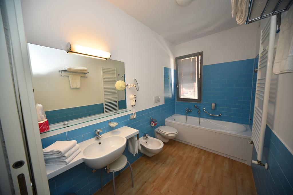 ריצ'יונה Sound Suite Hotel מראה חיצוני תמונה