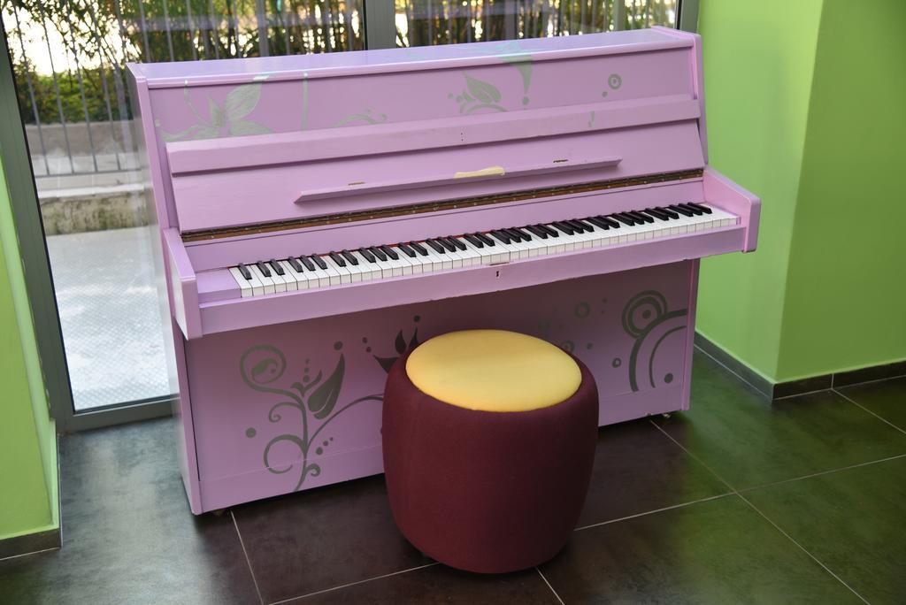 ריצ'יונה Sound Suite Hotel מראה חיצוני תמונה